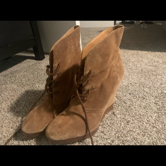 Michael Kors tan wedges - Picture 6 of 7